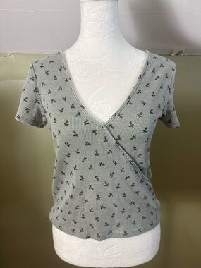 American Eagle Waffle Knit Floral Top